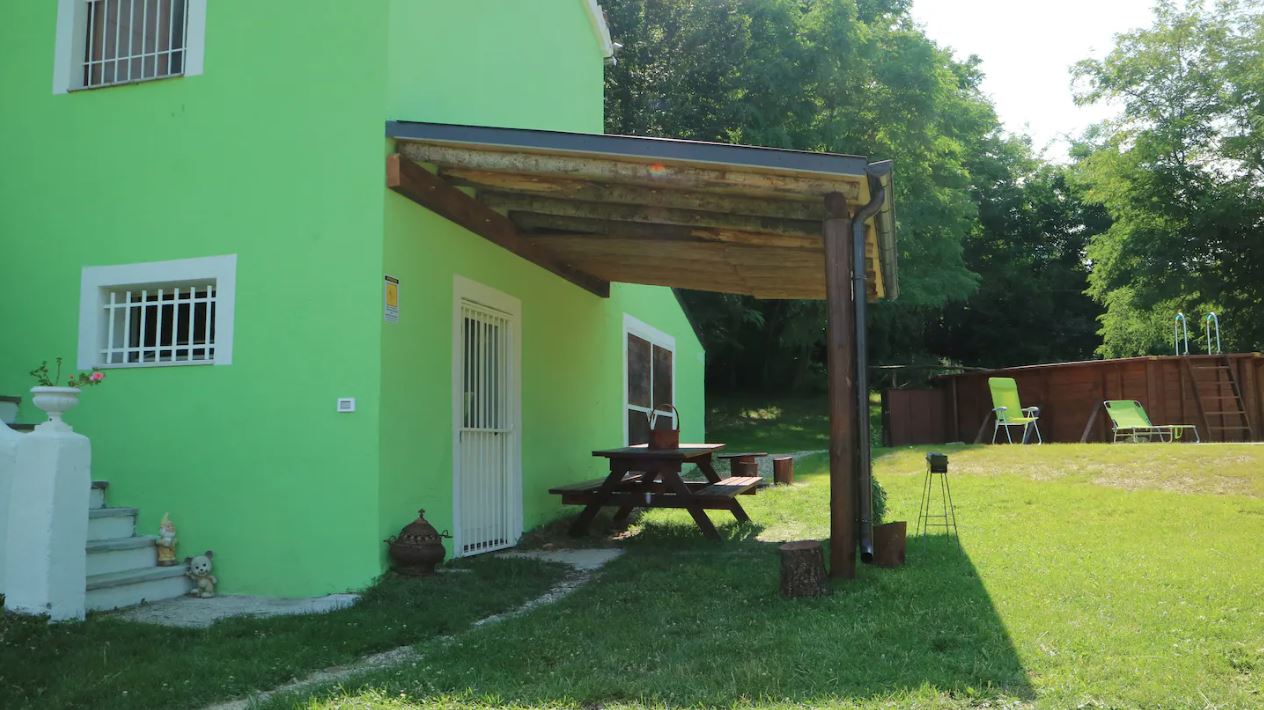 Esterno