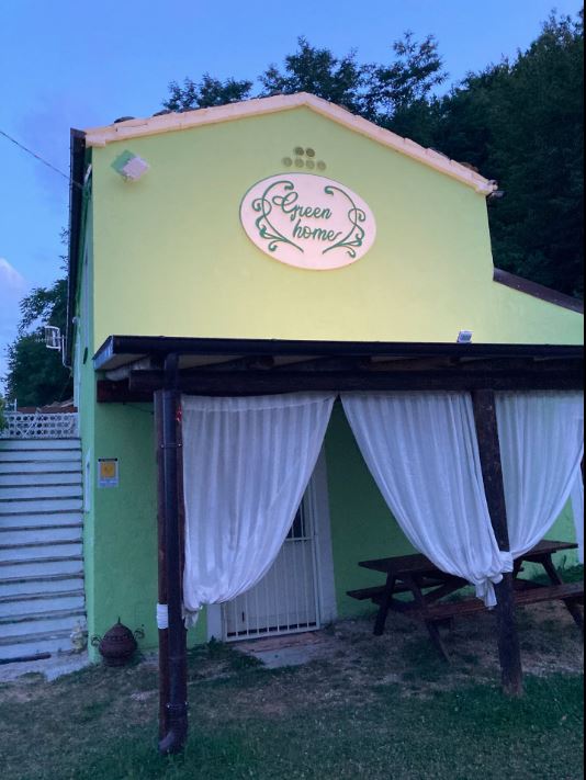 Esterno
