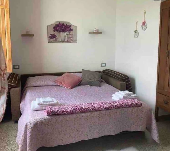 Camera divano letto